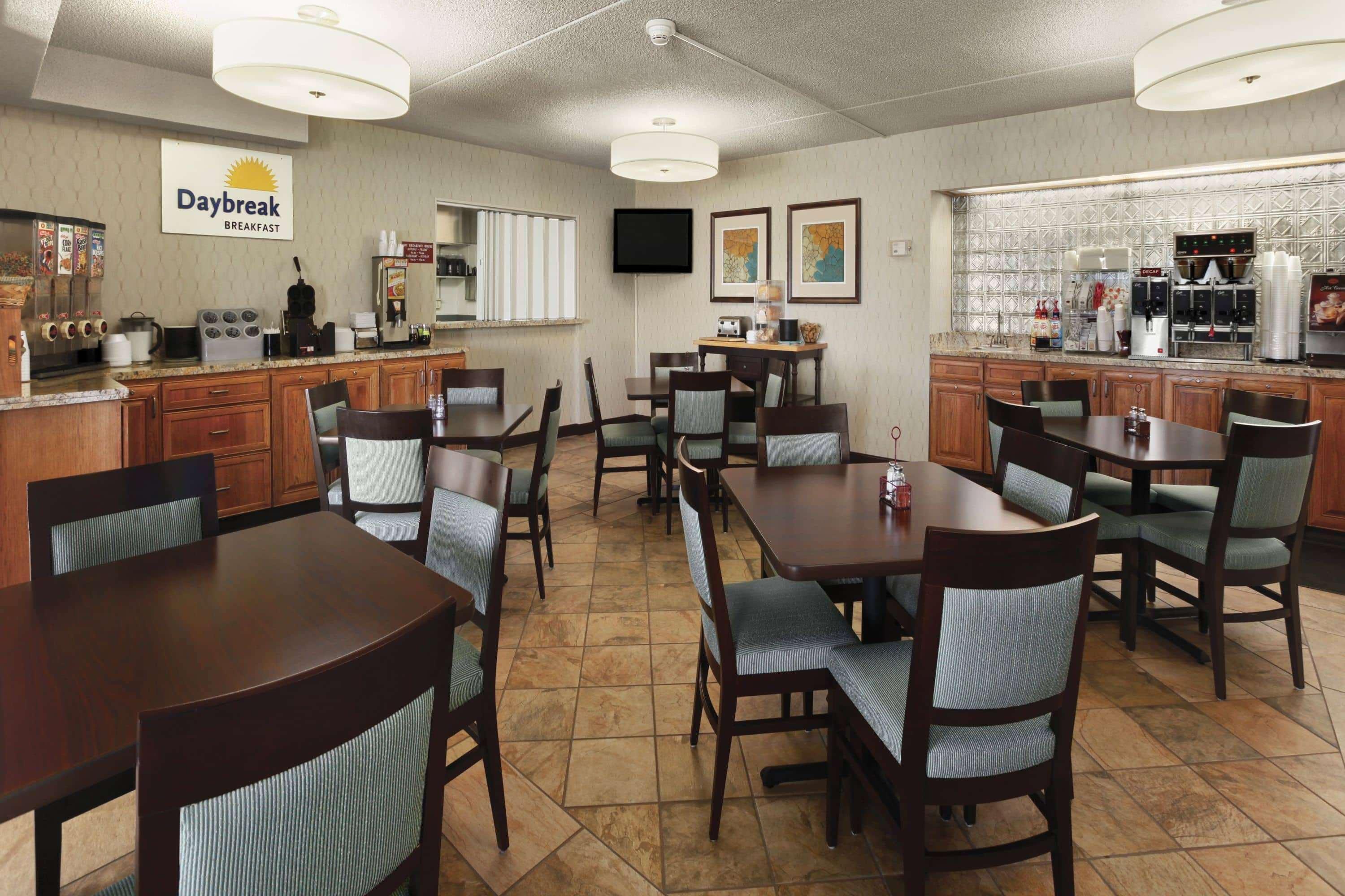 Days Inn By Wyndham הלנה מראה חיצוני תמונה
